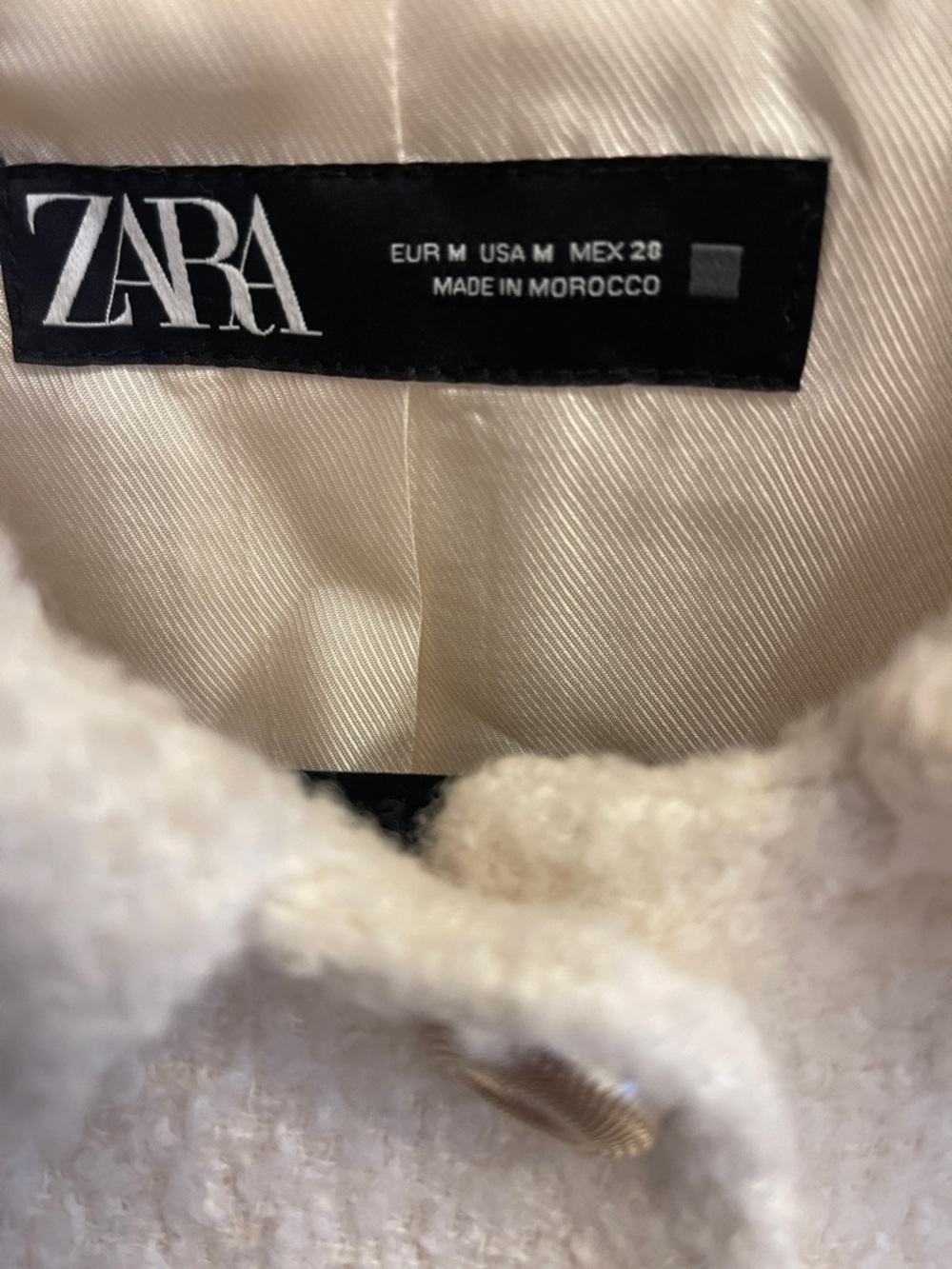 Zara Cream Bouclé Cropped Blazer Jacket - Picture 2 of 4